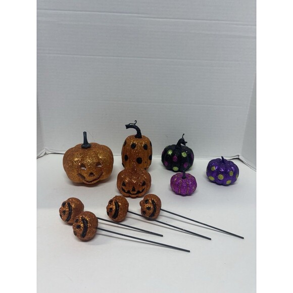 10 Piece Halloween Sparkling Pumping Lot - Picture 1 of 5